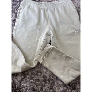 Nike standard fit taper leg regular length (BV2737-247) Khaki Men Size XXL